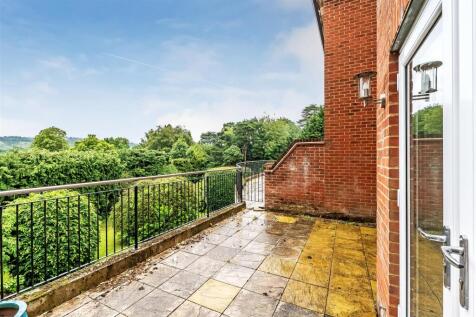 2-West-Hill-Place-13.jpg