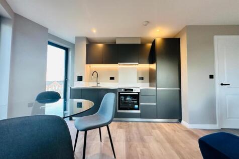 Springwell Gardens, Whitehall Road, Leeds photo 3