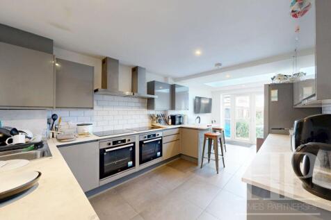 Communal Kitchen