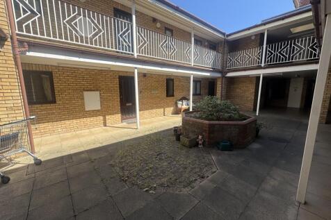 Collingdon Court, Collingdon Street, Luton photo 4