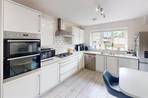Trinity-Fields-Kitchen 1.jpg