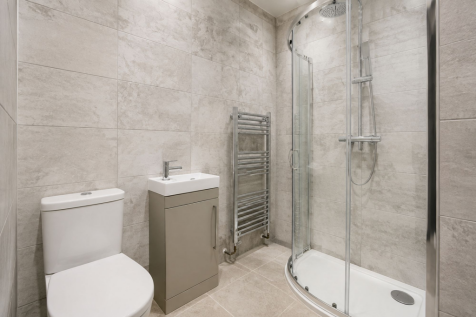 Room 2, Nikita House, 53 Manchester Road, Bolton, BL2 1ES photo 5