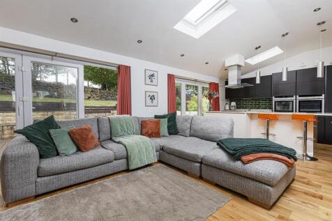 Bramleys Estate Agents - Oakfield Drive - Mirfield