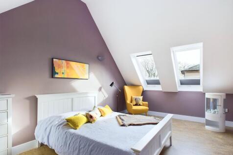 CAM03185G0-PR0082-STILL034