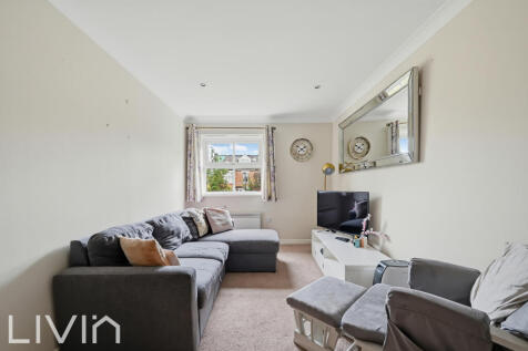 Sycamore Close, South Croydon photo 3