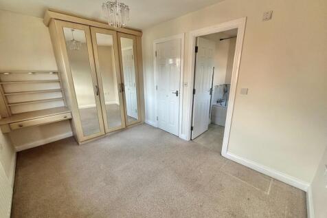 IMG-20251125-WA00...