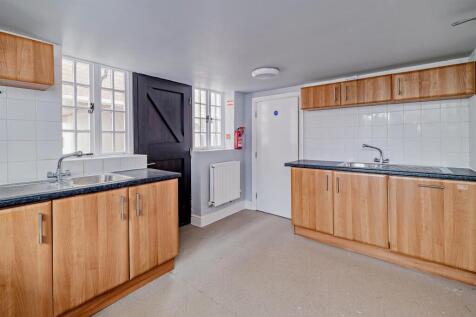 8608697-stills-plas bellin hall_050(1)-800.jpg