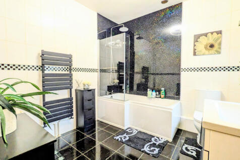 PXL_20251107_130008744.MP~2