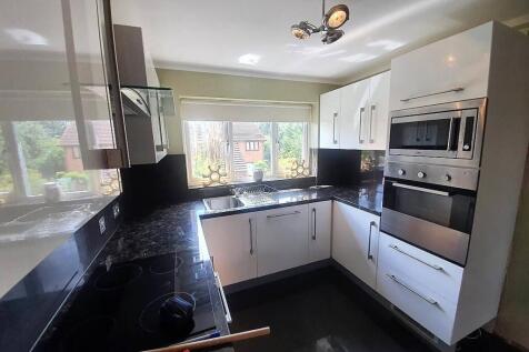 2 bed flat