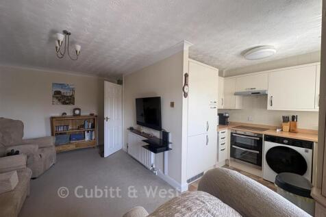 Lounge/Kitchen