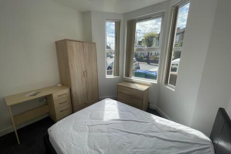 Earlsdon Avenue North, Coventry, CV5 photo 3
