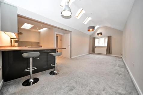 Town Street, Rawdon, Leeds photo 2