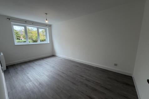 Rowle Close, Milton Keynes photo 4