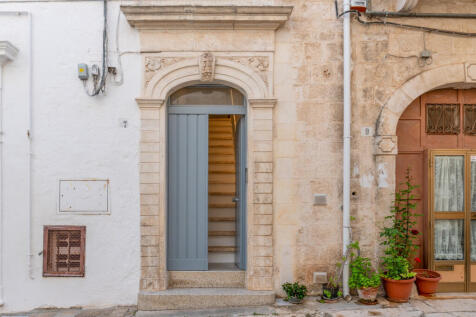 00003_Palazzo_Lorizzo_Raro_Realty