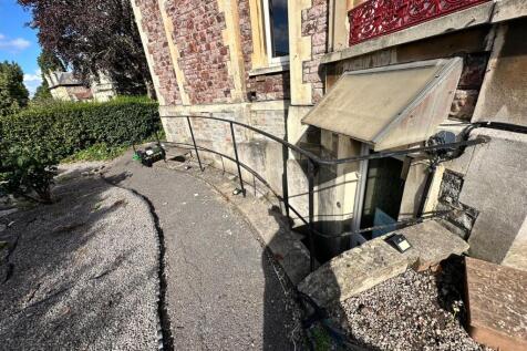 Attractive stone-fronted property with mature h...