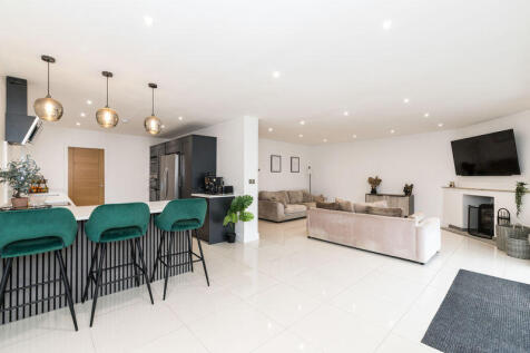 Family Kitchen