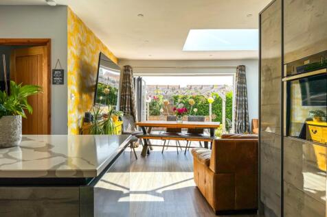 Kitchen/Diner/Living