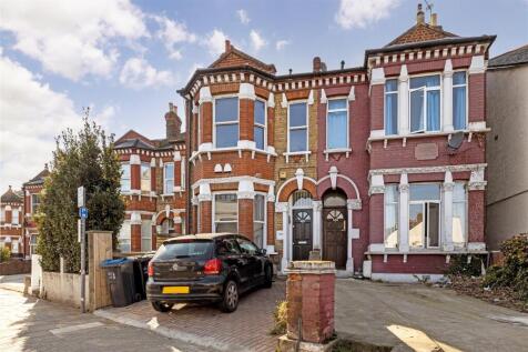 2, 428 Durnsford Road Hi-13.jpg