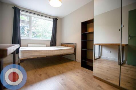 Ladybarn Crescent Manchester, M14 6UU photo 5