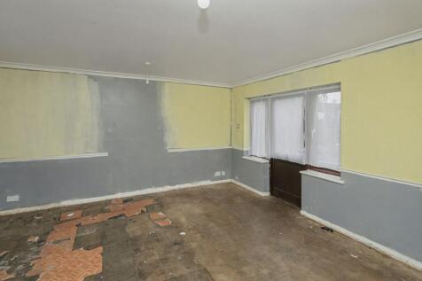 53 Gibbfield Close, Romford, RM6 5UF