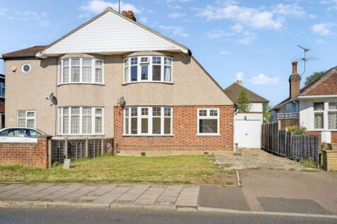 Pinner, HA5 - property photo