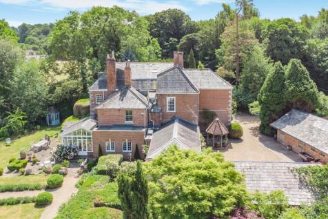 Court Hill House