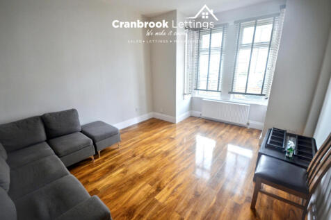 4 bed terraced house to rent Mortlake Road, Ilfor