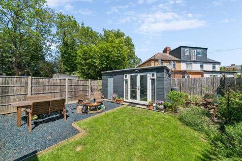 Staveley Gardens, W4 - FOR SALE