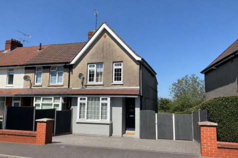 3-bed terraced on Morley Road, Staple Hill, £1,550/mo