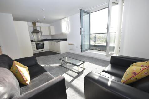 1 Bedroom House in CF10 5NW