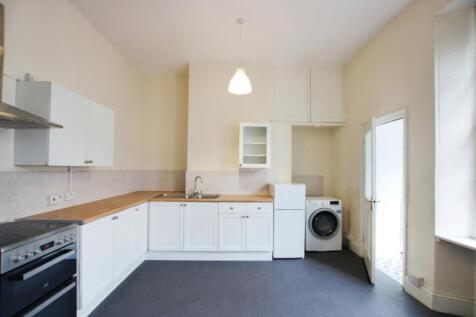 Chesterfield Road - St Andrews photo 3