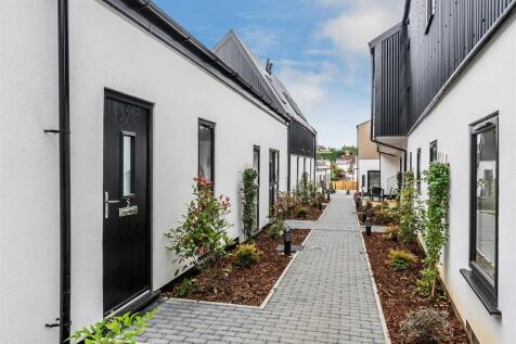 Green-Yard-8.jpg