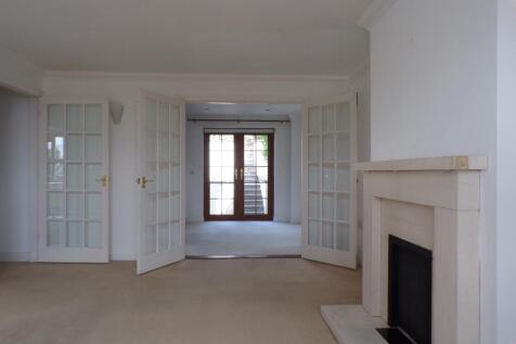 3 Lounge &amp; dining