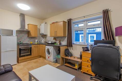 Richmond Crescent 15, 3-5.jpg