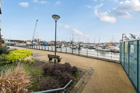 1374080-2-690b2a5...