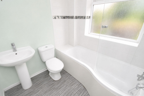 Leander Drive, Rochdale, OL11 photo 4