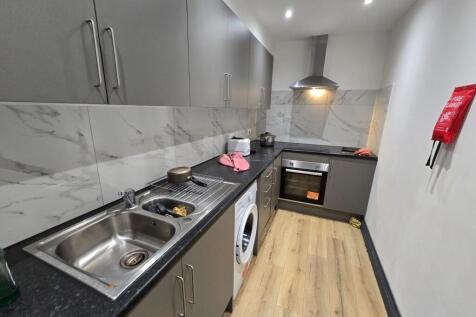 Croft Road, Godalming, GU7 photo 5