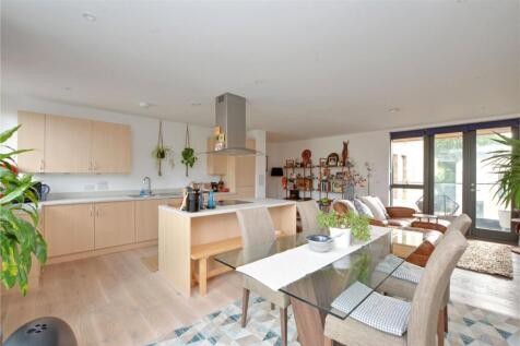Reception/Kitchen