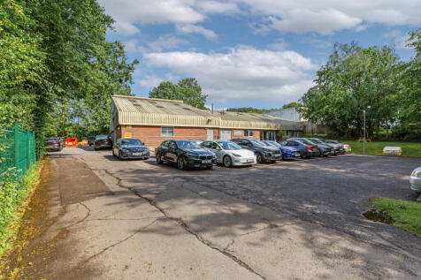 1 Graylands Gateway, Langhurst Wood Road, Graylands, Horsham RH12 4QD