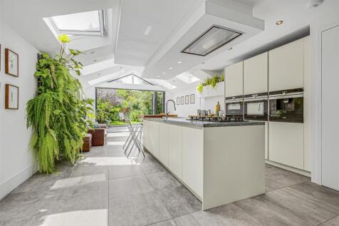 JA-37_Kingsway-29.jpg