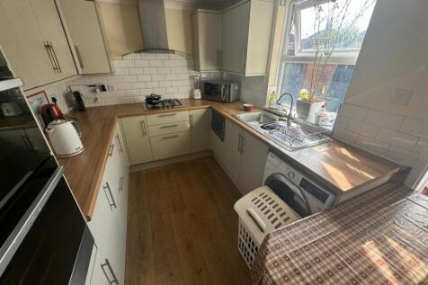 WhatsApp Image 2025-12-08 at 15.03.52.jpeg