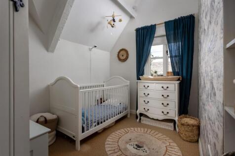 48 - Church Cottage - GL7 5HX - Web.jpg