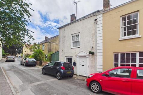 6 -  3-bedroom cottage, Kingswood W-U-E.jpg
