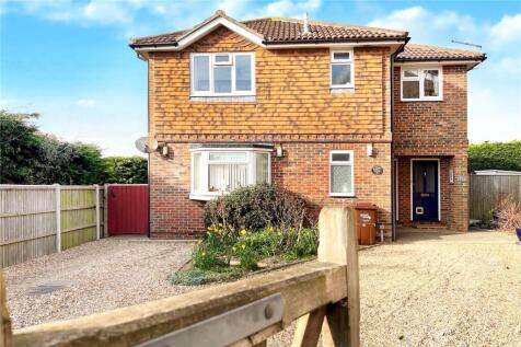 Littlehampton, BN16 - property photo