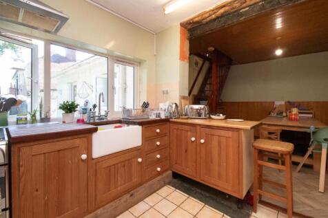 Open plan kitchen/diner