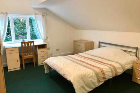 £165 pppw  Bills Inc -   243 Upper Brook Street, Victoria Park, Manchester, M13 photo 4