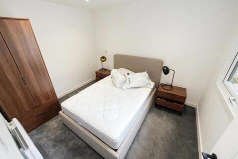 04_Bedroom.jpg