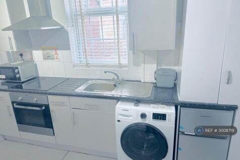Self Contained Studio Flat