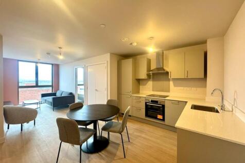 Kitchen Pic 2.jpeg