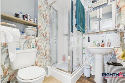 En Suite Shower Room